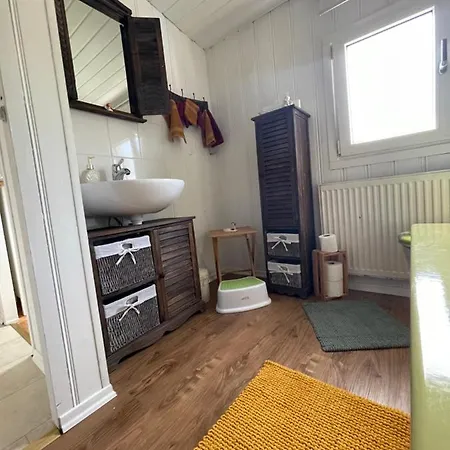 Sternschnuppe 度假居 Limbach